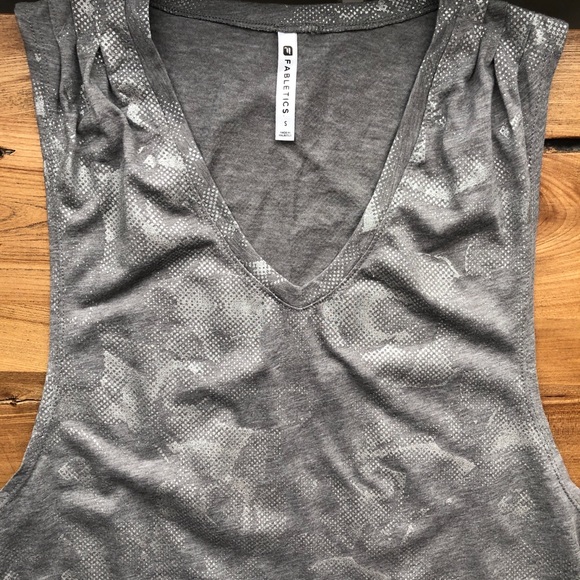 Fabletics Taryn Printed V-Neck Tank Metallic Print - Picture 10 of 13